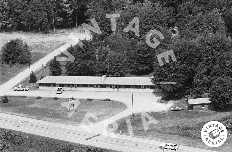 Timberlane Motel - 1969 Photo (newer photo)